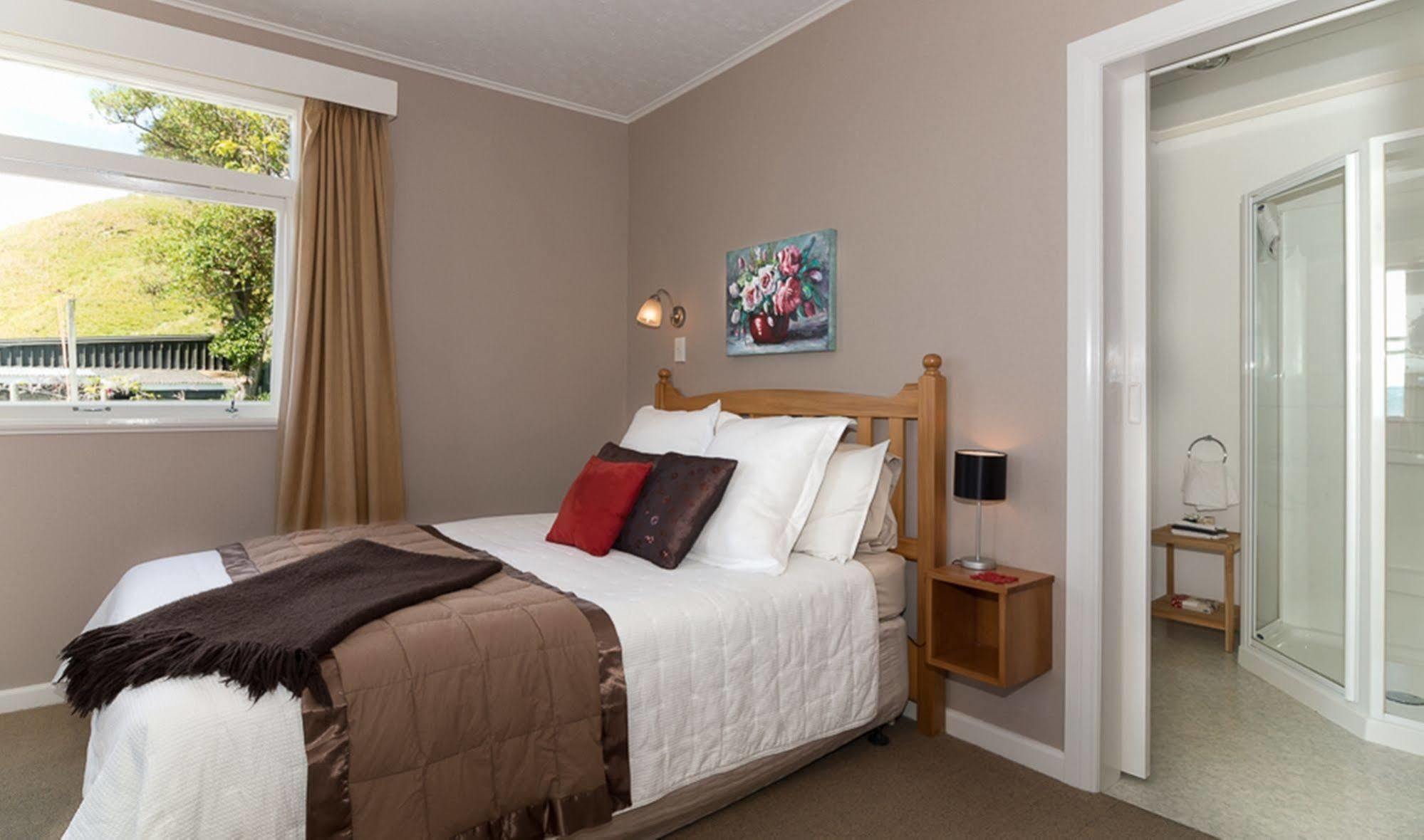 The Point B&B Kaikoura Luaran gambar
